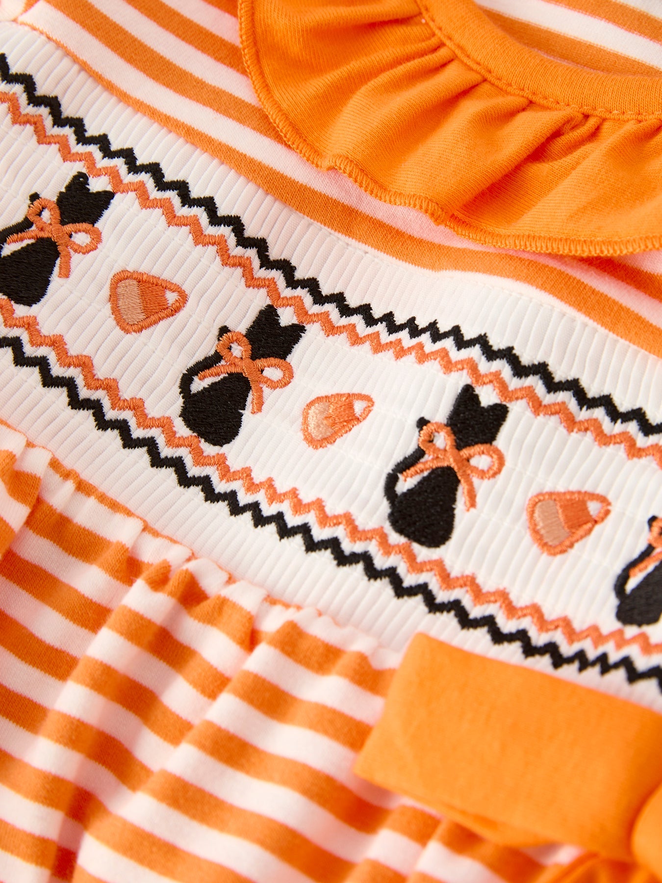 Halloween Striped Baby Girls Romper with Cat Smocking Embroidery – Perfect for Fall