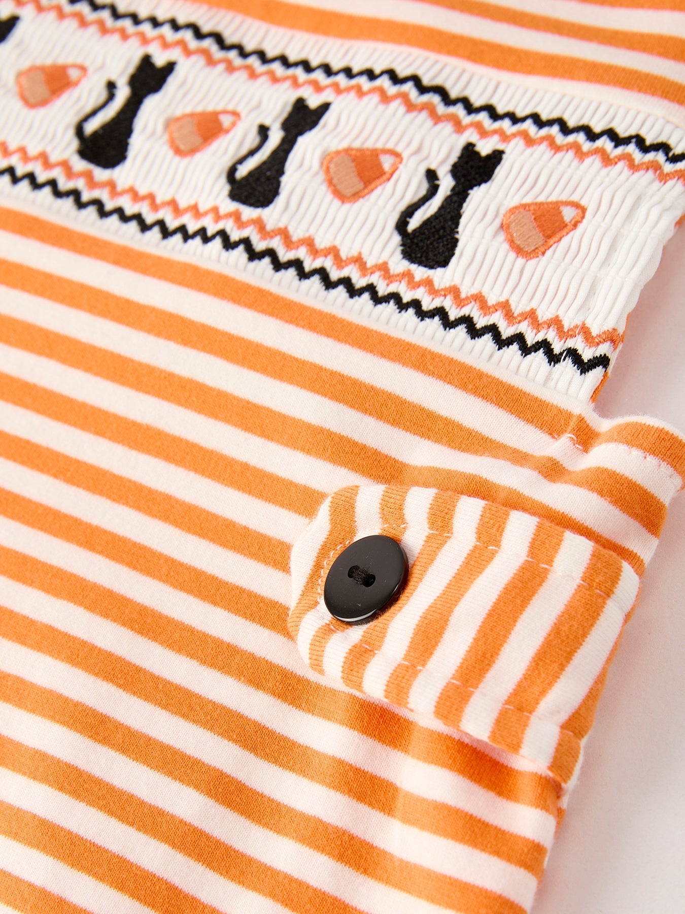 Halloween Striped Baby Boys Romper with Cat Smocking Embroidery – Perfect for Fall
