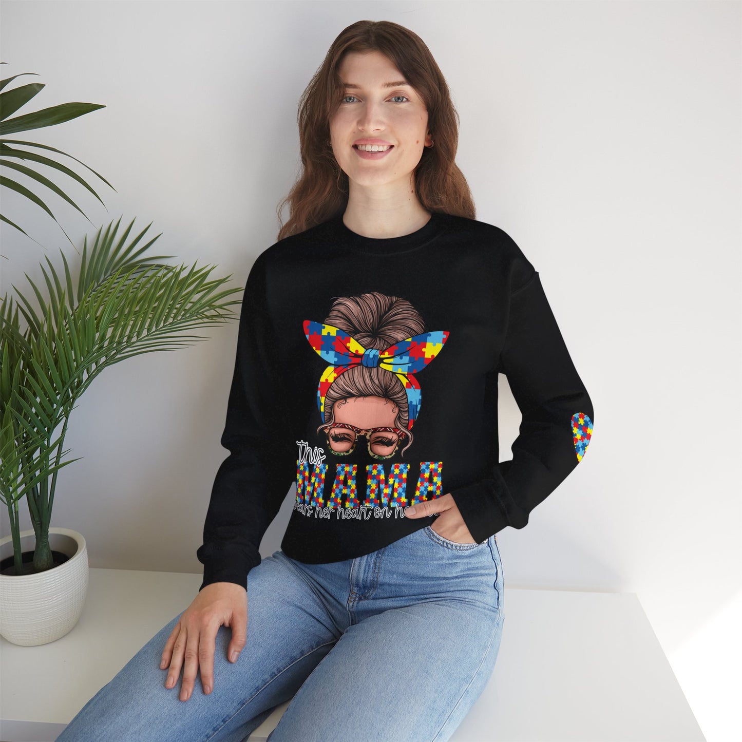 Autism Awareness Mama Sweatshirt – Unisex Heavy Blend™ Crewneck