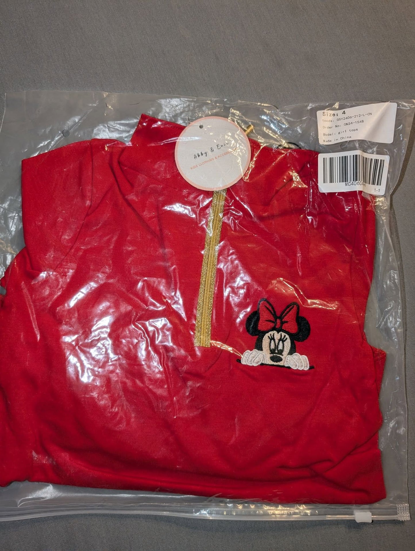 Mouse Pullover