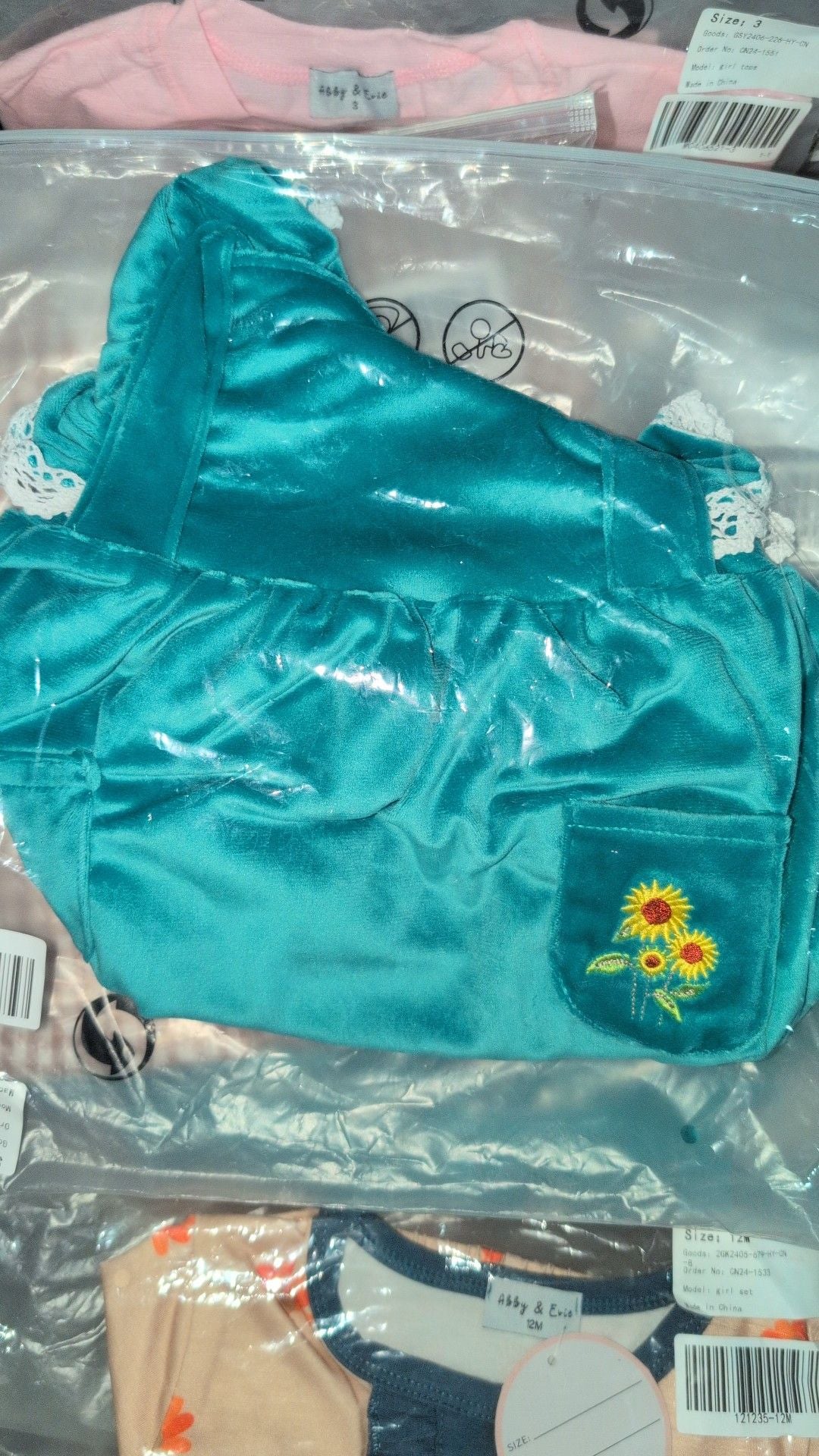 RTS Blue Velvet & Sunflower Bubble