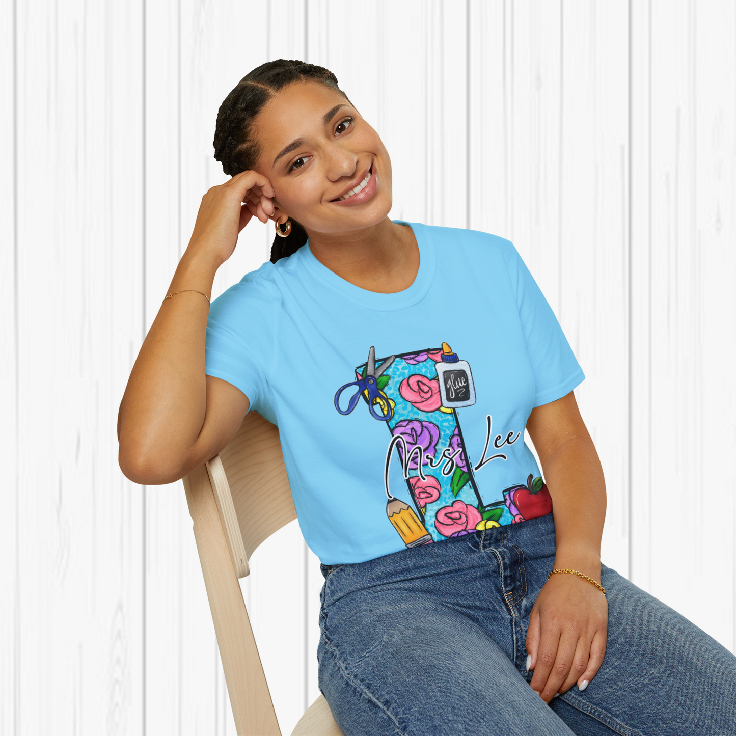 Personalized Teacher T-Shirt, Cute Teacher Gift, Floral Teacher Tee, Back to School Shirt, Gift for Educators, Mrs. Lee T-Shirt