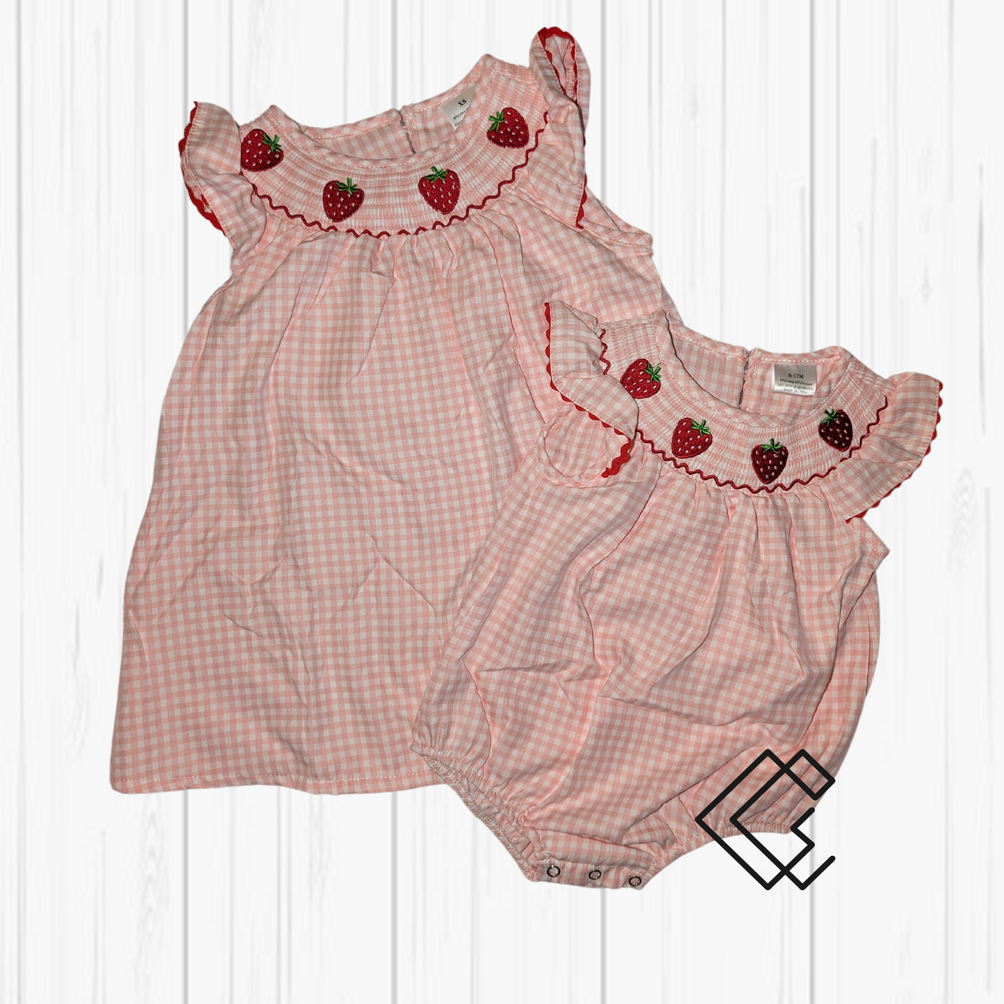 RTS Smocked Strawberry Set 🍓